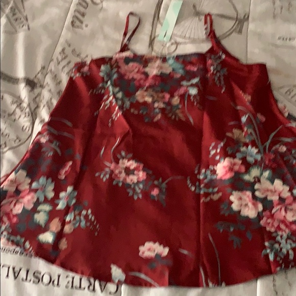 Top - Picture 3 of 5